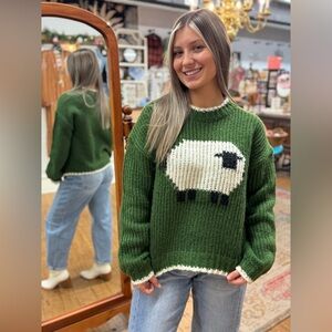 Dreamers by Debut Sheep Sweater green boxy oversize cropped white